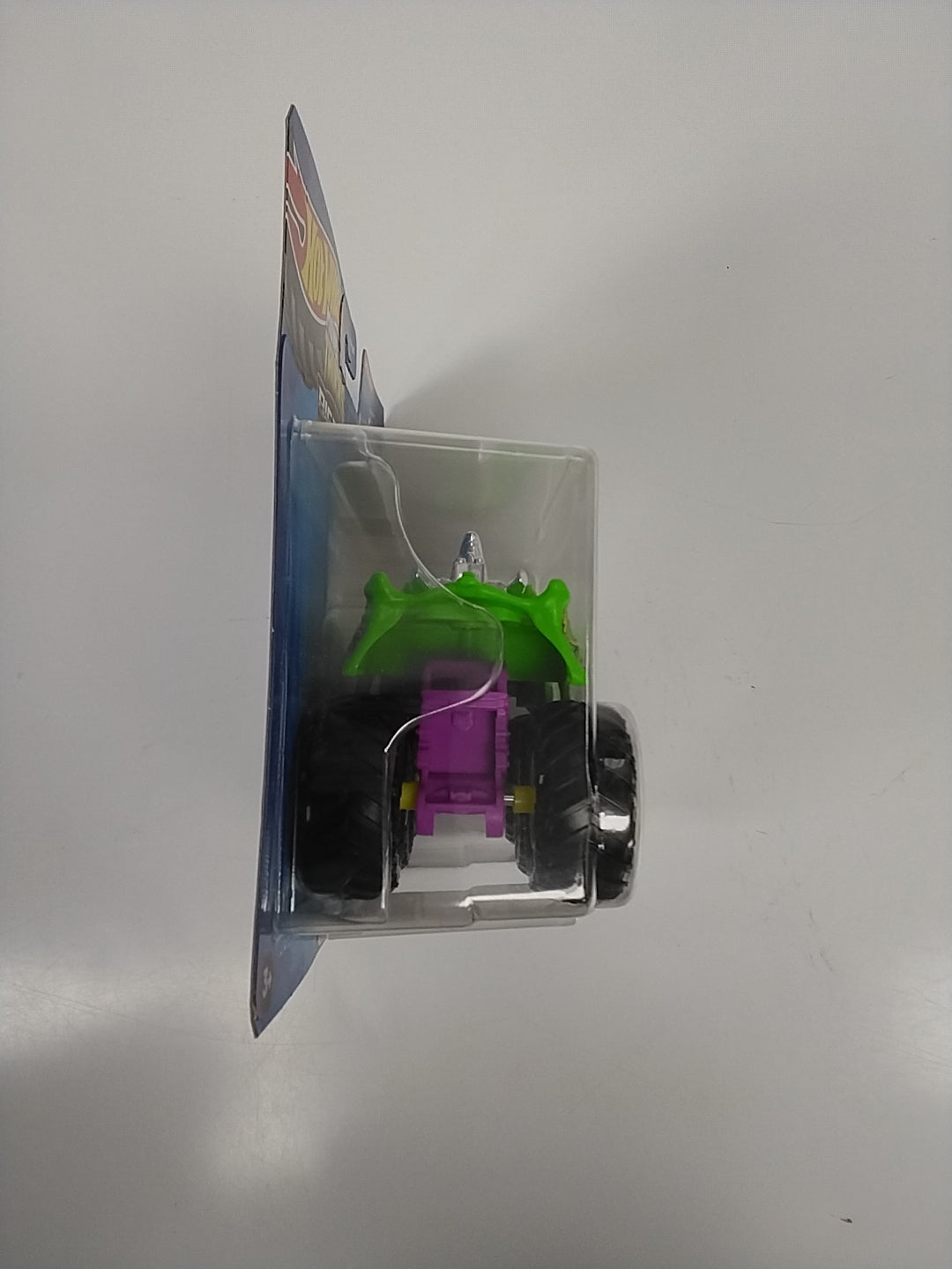 Hot Wheels Monster Trucks Big Rigs SKELESAURUS